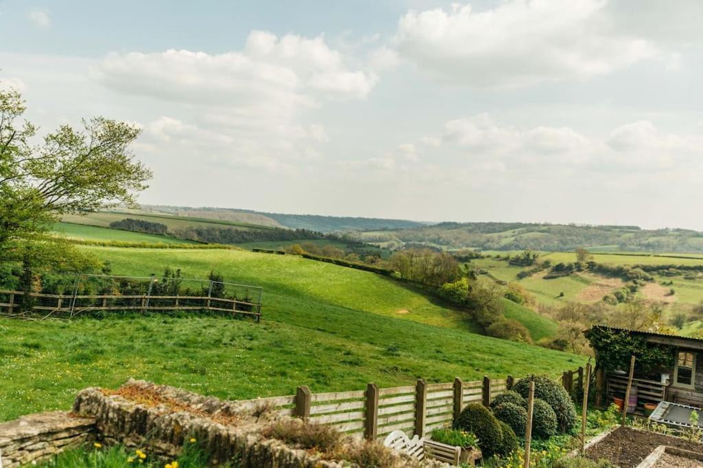 Romantic Country Annex With Views - 10 Min To Bath Cold Ashton Eksteriør bilde