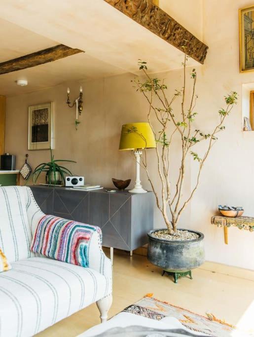 Romantic Country Annex With Views - 10 Min To Bath Cold Ashton Eksteriør bilde